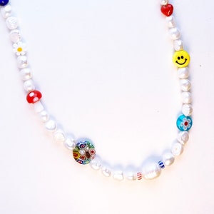 淡水真珠ネックレス：ミルフィオリ＆楽しいガラスビーズ、21インチ