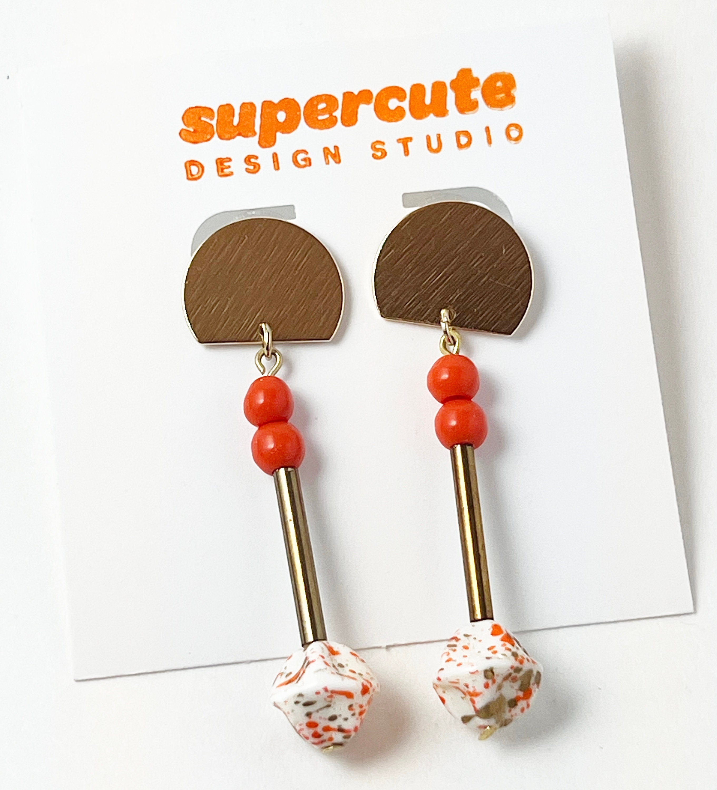 Boucles D'oreilles Pendantes Neuves Faites Main - Perles Vintage En Plastique Et Céramique
