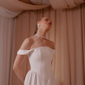 Basque waist wedding dress train, Detachable sleeves for wedding dress, Wedding 3 in 1 dress , Modest wedding dress TRANSFORMER , reception