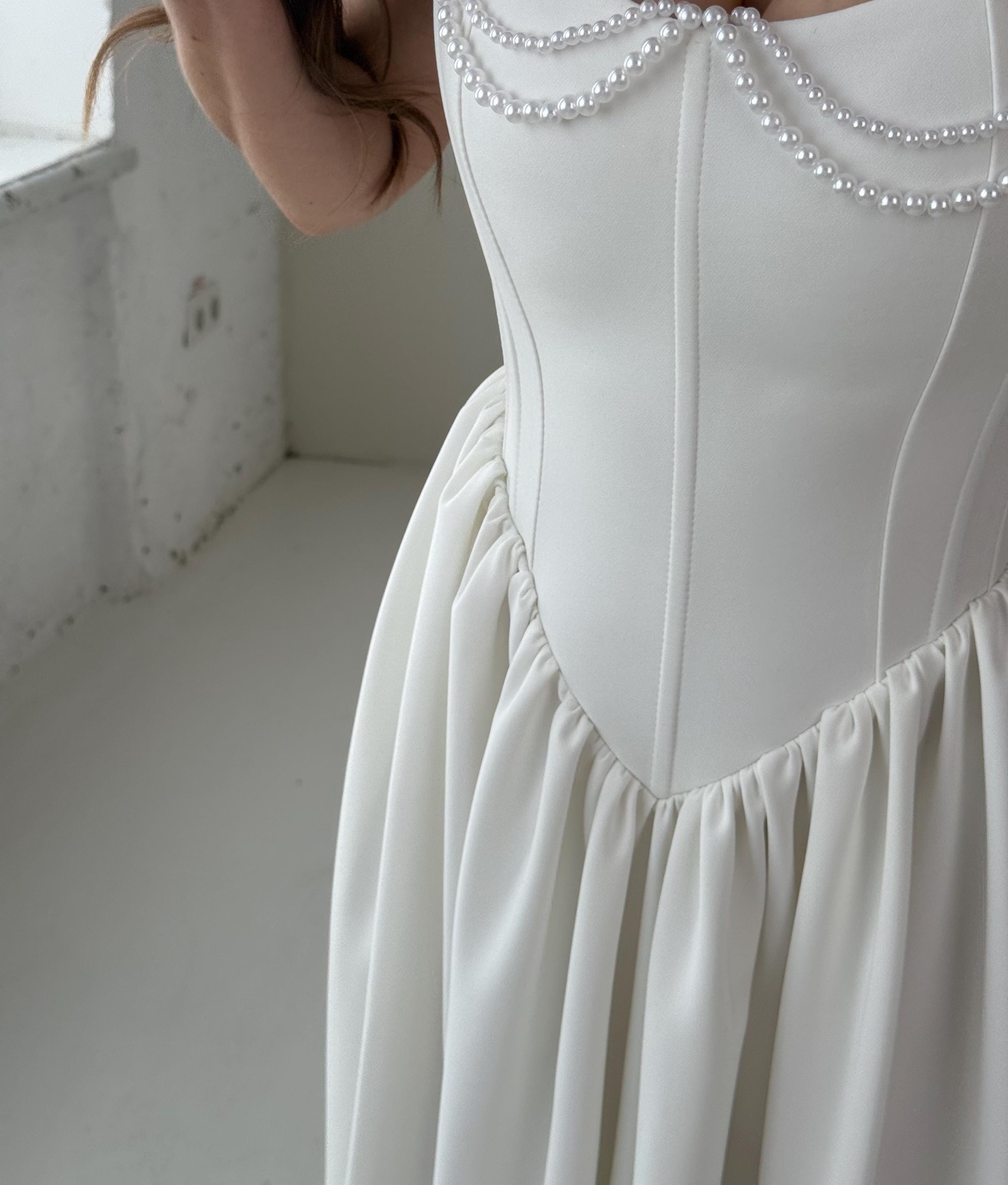 タグ付き 新品未使用 アンドレスド pearl bustier dress 001. blooming tulle dress 002. whip hem set up 003. pearl