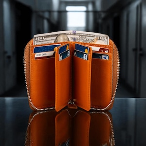 Cartera de cuero marrón premium con cremallera