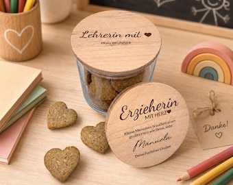Personlig presentburk med gravyr – förvaringsburk med trälock och hjärtdesign – present till lärare, pedagoger, förskolor, avskedspresenter