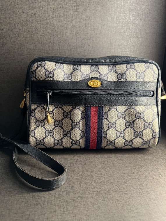 Vintage Gucci GG Pattern Logo Detailed Bag