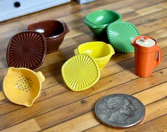 Vintage Retro Dollhouse Food Storage Set with Removable Lids – Miniature 1:12 Scale \  Square TW