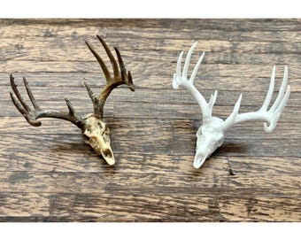 Miniature Whitetail Deer Skull Replicas, 1:12 Scale Dollhouse Decor | Dioramas