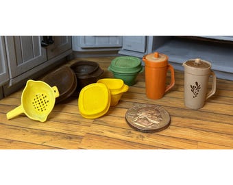 Vintage Retro Dollhouse Food Storage Set with Removable Lids – Miniature 1:12 Scale \  Square TW