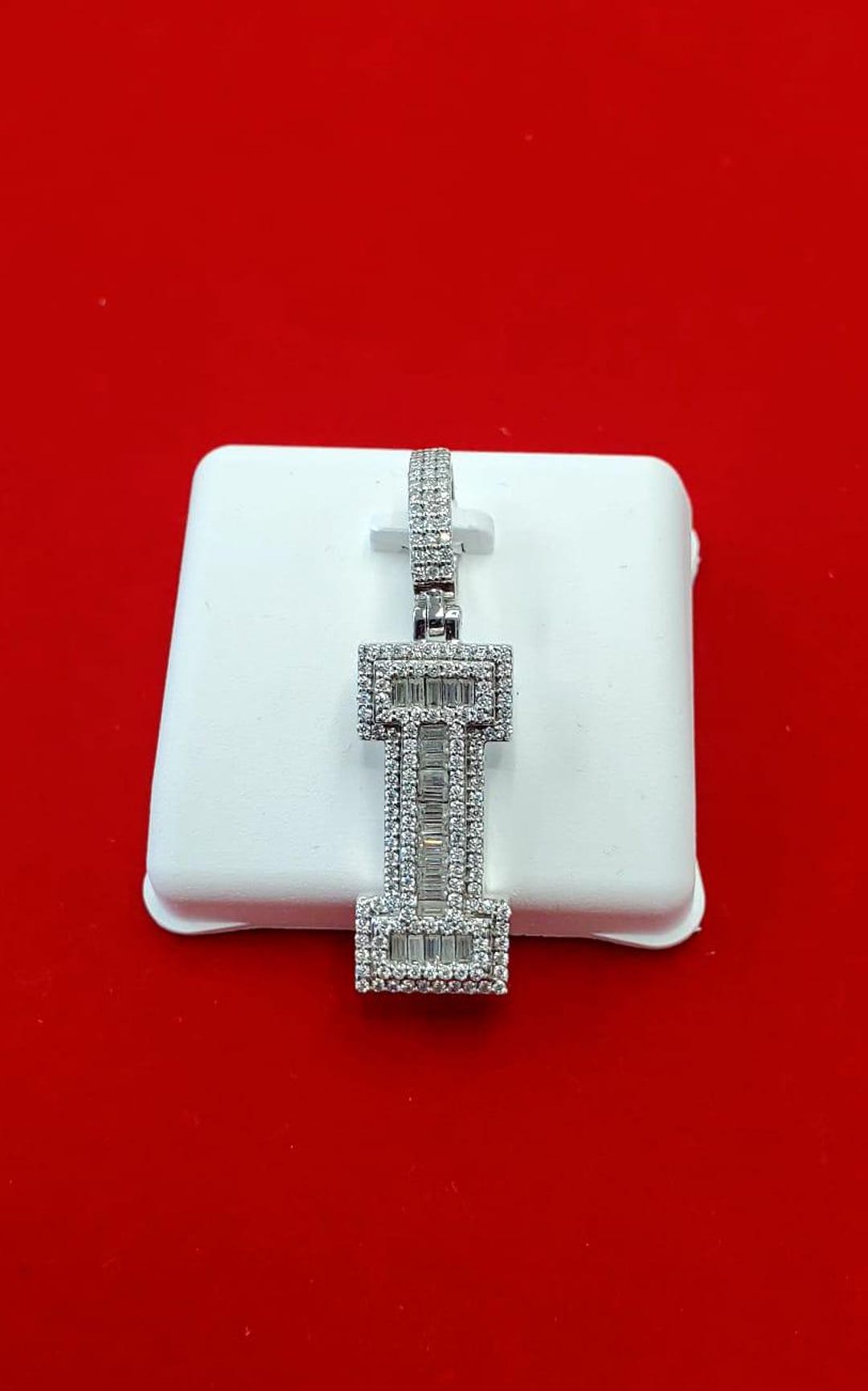Ciondolo Iniziale R In Moissanite E Argento 925 - Gioiello Uomo Personalizzato (1,25 Ct)