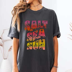 Comfort Colors®Sun Shirt, Beach Lover Shirt, Salt Lover&#39;s Shirt, Summer Beach Tee-Shirt, Sun Shirt Gift, Retro Beach Vacation Shirt