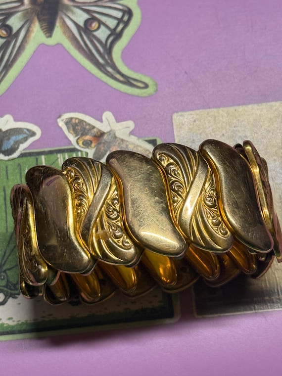 B&N Gold Plated Vintage Mid-Century Expansion Stretch Bracelet