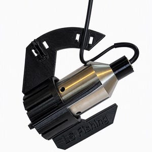 Black anti-spinner on a stainless Carplounge Winchcam underwater camera, cable looped into the clip on the curved arm so the camera hangs at an angle