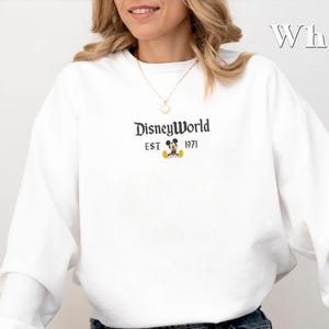 Embroidered DisneyWorld California Sweatshirt,DisneyWorld Est 1971 Sweater, Disney Vacation Sweater, Mickey And Friends Crewneck,Walt Disney