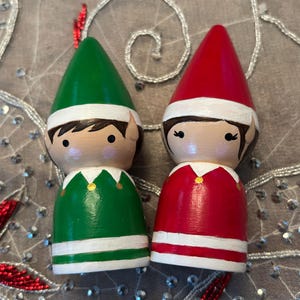 Elf Peg Doll Set | Handmade Christmas Decor | Holiday Tabletop Decor | Wooden Figurines | Christmas Toy | Holiday Decor | Elf Toy