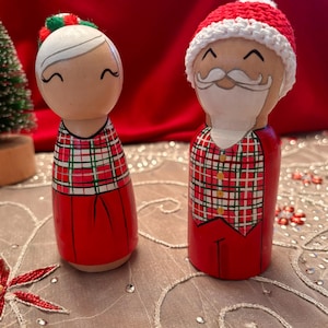 Santa & Mrs. Claus Peg Dolls Set | Handmade Christmas Decorations|Holiday Tabletop Decor | Wooden Figurines | Christmas Toy | Holiday Decor