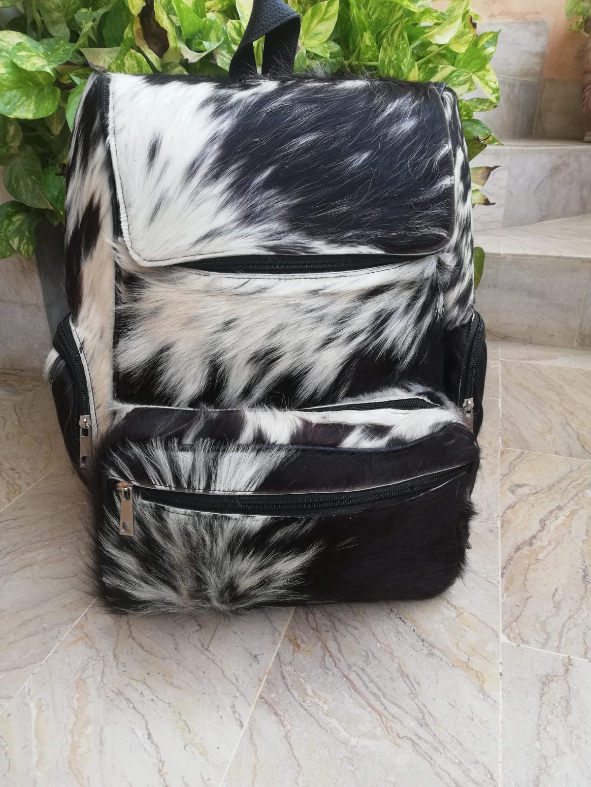 Handmade Cowhide Leather Backpack, Black & White Shoulder  display picture 2