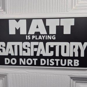 Plaque de porte satisfaisante | Plaque signalétique personnalisée « Ne pas déranger » | Décoration murale Gamer personnalisée | Fabriqué sur commande