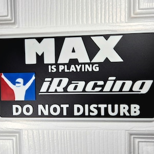Plaque de porte iRacing | Plaque signalétique personnalisée « Ne pas déranger » | Décoration murale Gamer personnalisée | Fabriqué sur commande