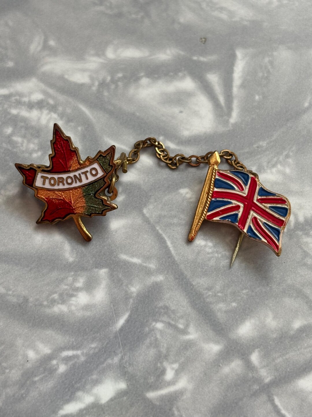 Toronto Pin Toronto and Union Jack Enamel Pin(1930s?) - Etsy