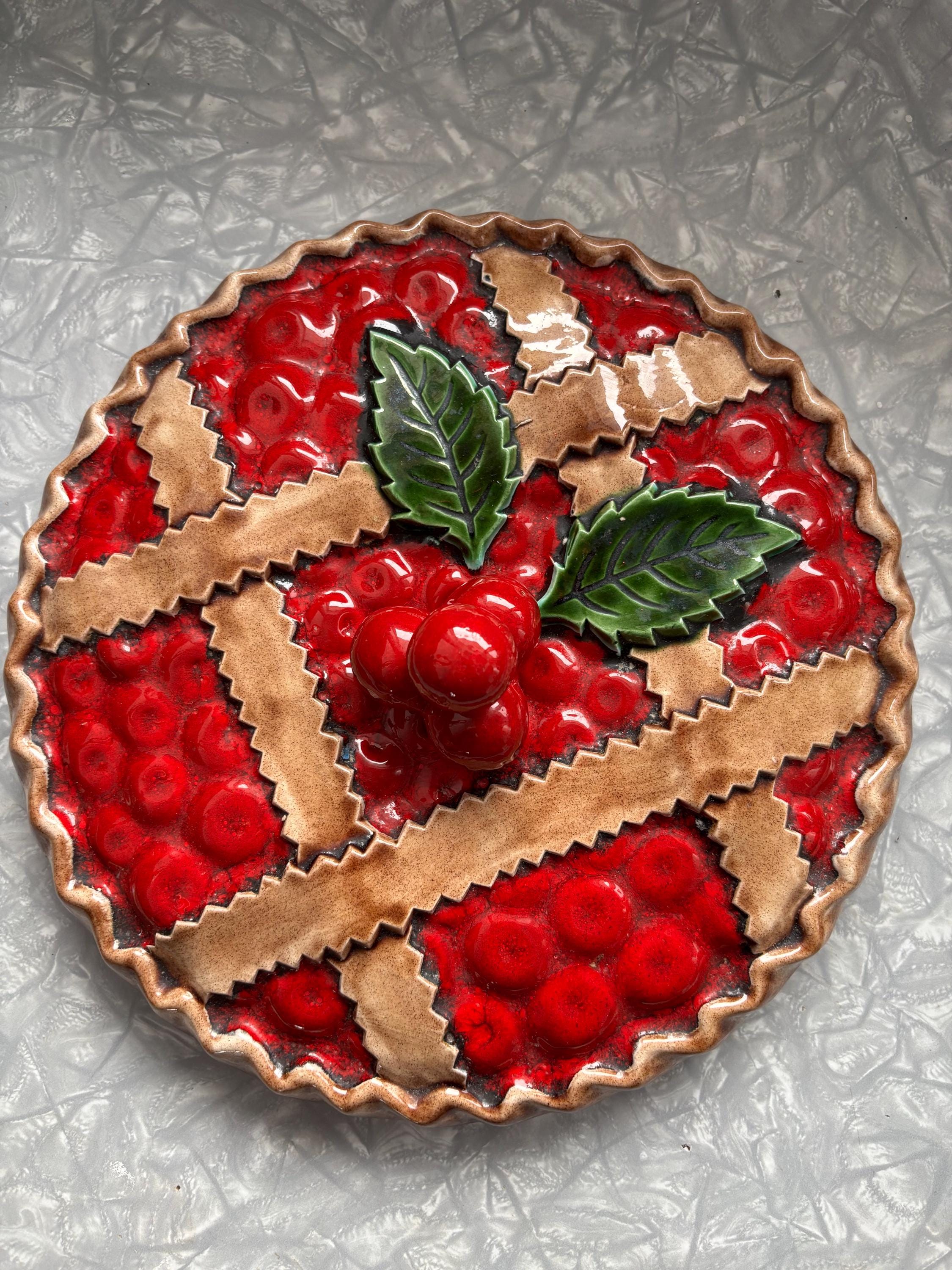 ポルトガル製ヴィンテージチェリーパイパイキーパー - Etsy 日本