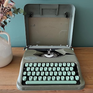 HERMES BABY machine à écrire verte