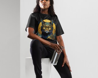 Cat golden T-shirt with a kitten