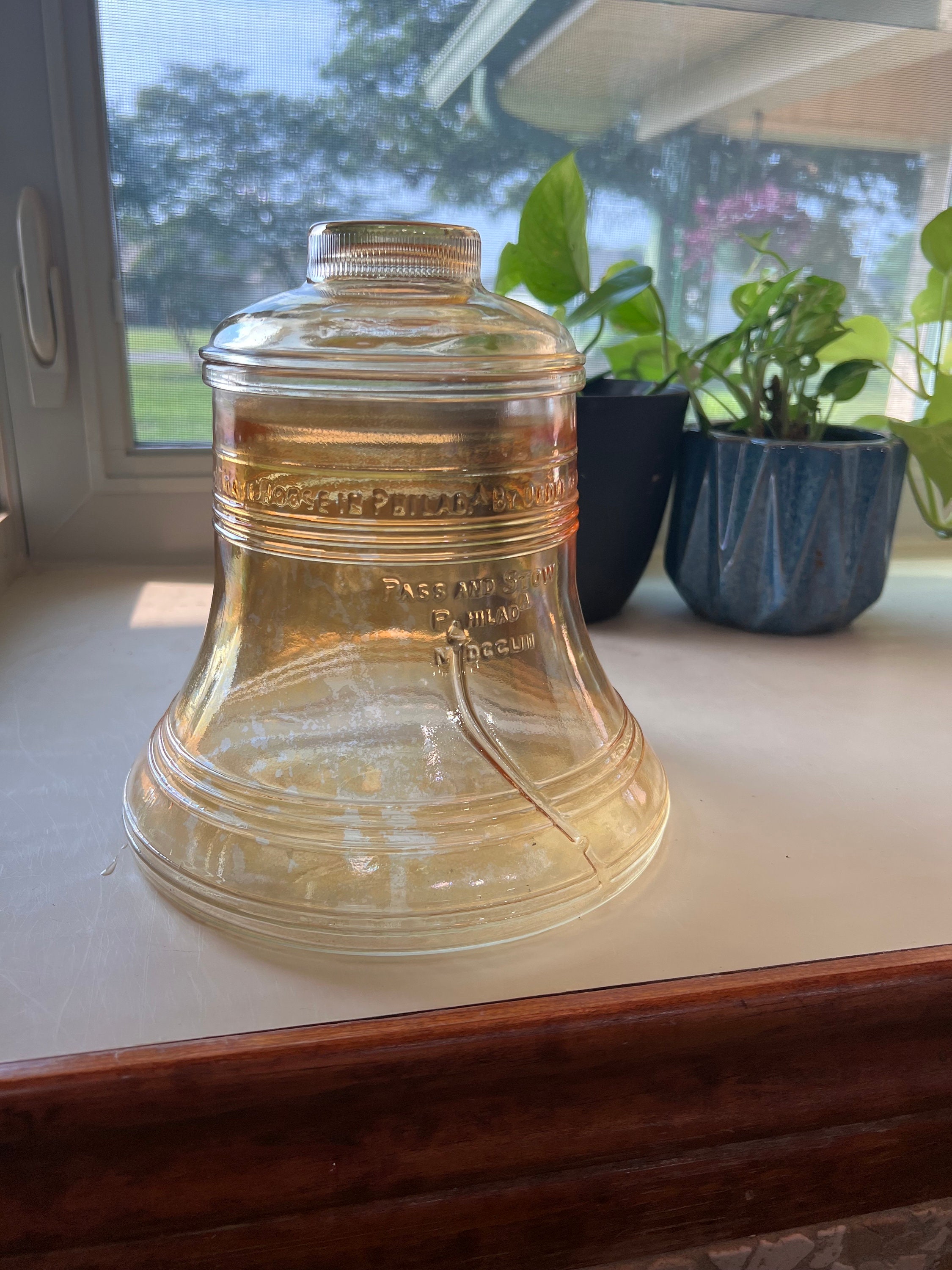 Carnival Glass 1976 Bicentennial Liberty Bell Cookie Jar with lid