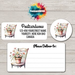 Peut inclure: Un ensemble d'étiquettes rectangulaires et circulaires présentant une illustration à l'aquarelle d'un pot de fleurs sur une chaise en bois. Les étiquettes incluent le texte Postcardwow, une adresse fictive et la mention Please Deliver to avec des lignes.