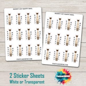 Puede incluir: Dos hojas de pegatinas con un diseño de un gato delgado con las palabras "Happy Mail" escritas verticalmente en el cuerpo del gato. Las hojas de pegatinas son blancas o transparentes.