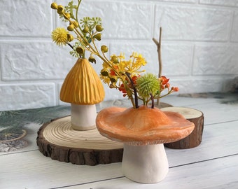 Mushroom Floral Decor/Mushroom Garden Decor/Garden Planter Ornaments/Home Decor/Housewarming Gift/Mushroom Decor Planter Indoor Room Decor