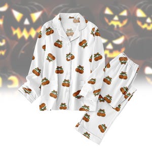 Pumpkin Season Pajamas Set, Halloween Fall Women Pajamas, Jack-o-Lantern Sleepwear, Spooky Autumn Loungewear, Funny Girly Pjs For Her