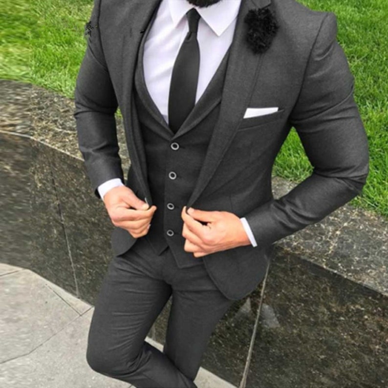 Men Formal Suit Slim Fit Three Piece for Celebration and Party Events zdjęcie 4