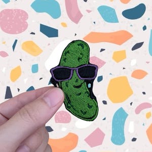 Pickle with sunglasses - iron on - embroidered patch
