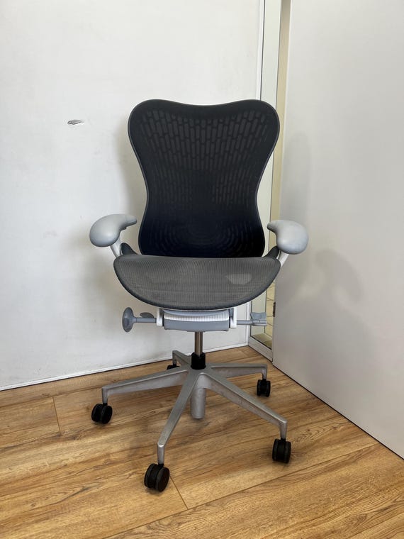 Refurbished herman miller mirra 2 hotsell