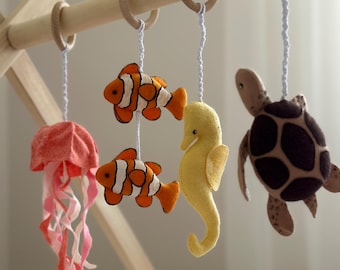 Gimnasio de fieltro para bebé, juguetes colgantes Montessori, decoración de bosque para guardería, regalo para recién nacidos, gimnasio móvil de actividades, gimnasio de animales marinos.