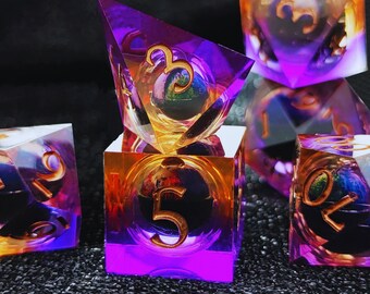 Dynamic Dragon Dice for D&D, gifts Ideal for Fantasy Gaming Resin d and d dice set Explore new realms and conquer dungeons in style,Gifts