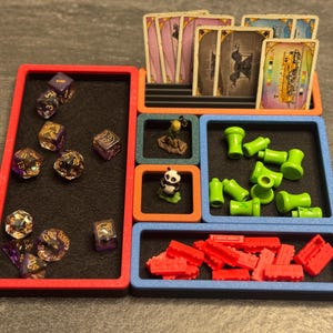 Vassoi modulari per gettoni magnetici per giocatori / Organizzatori stampati in 3D per pezzi di gioco e accessori per giochi da tavolo