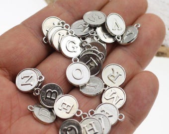 Connecteurs de pendentif lettre alphabet, breloques initiales minuscules, breloque lettre tag, breloques lettres en vrac, fournitures pour bijoux personnalisés zm885rh