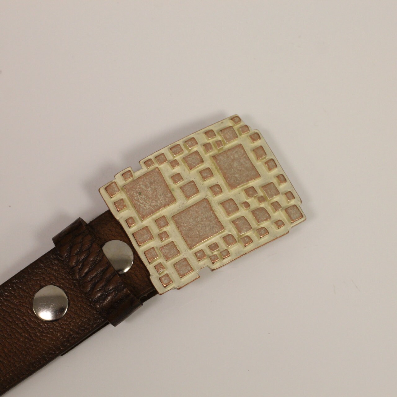Fibbia Per Cintura Alhambra Con Pietra 40mm | Made In France In Metallo Zama | Sistema Intercambiabile Per Cinture Uomo/Donna - 2