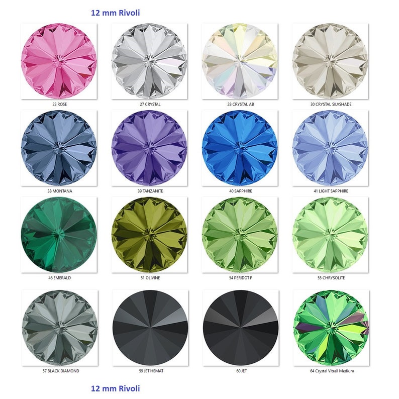 Pu&ograve; includere: Assortimento di strass Rivoli da 12 mm in vari colori, tra cui rosa, cristallo, cristallo AB, Montana, tanzanite, zaffiro, zaffiro chiaro, smeraldo, olivina, peridoto, crisolito, diamante nero, ematite jet, jet e cristallo vitrail medio.