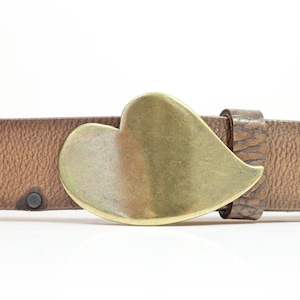 Heart Belt Buckle, Minimalist Heart Belt Pin, Heart Belt Accessory, Boho Belt Buckle, Bronze Belt Buckle, Heart Belt Hardware GS192ab