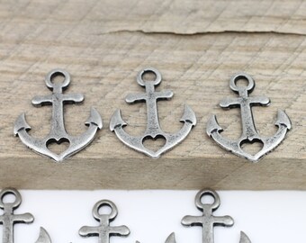 10 Rustic Anchor Charms, love and hope, Sterling Silver Plated, Heart anchor, Faith Hope Love pendant, wholesale Jewelry Supplies, ZM514ds