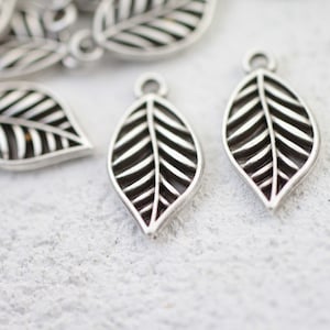 20 Leaf Charms, Sterling Silver Plated, Antique Silver Tone, Leaf Pendant, Earrings, Pendants Necklace Jewelry Making Supply, ZM545as