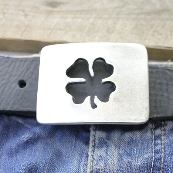 Four-leaf Clover Belt Buckle, Antique Silver Pewter - Etsy display picture 3