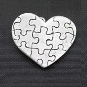 Puzzle Belt Buckle, Heart Belt Buckle, Heart Puzzle Buckle, Silver Heart Belt Pin, Jigsaw Belt Buckle, Heart Belt Hardware, Belt Pin GS190as