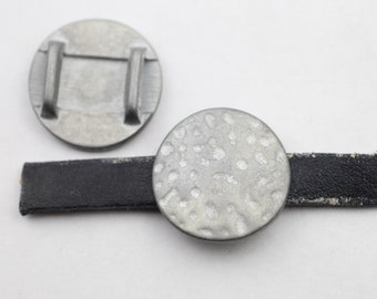 5 Silver Round Hammered Slider, Component for Flat Lether and Cord Bracelet, Raw Zamak, Wholesale Price, ZM315rw