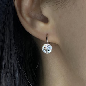 Elegant 8mm Earrings with Swarovski Crystals in Brilliant Cut – Handmade Jewelry  F17-39rh-sw