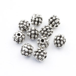 10 Berry Beads, Silver Spacer Beads, Metal Beads, silver beads, Sterling Silver Plated, Zamak Beads, Tibetan Silver, wholesale beads, ZM494