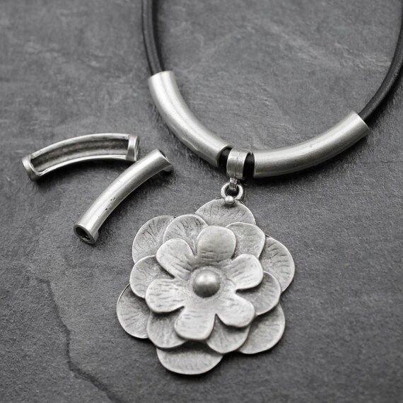 Beebeecraft 18K Vergulde Buisafstandskralen – 6 Stuks Met Kubieke Zirkonia, Hol En Gebogen, Voor Armbanden En Sieraden