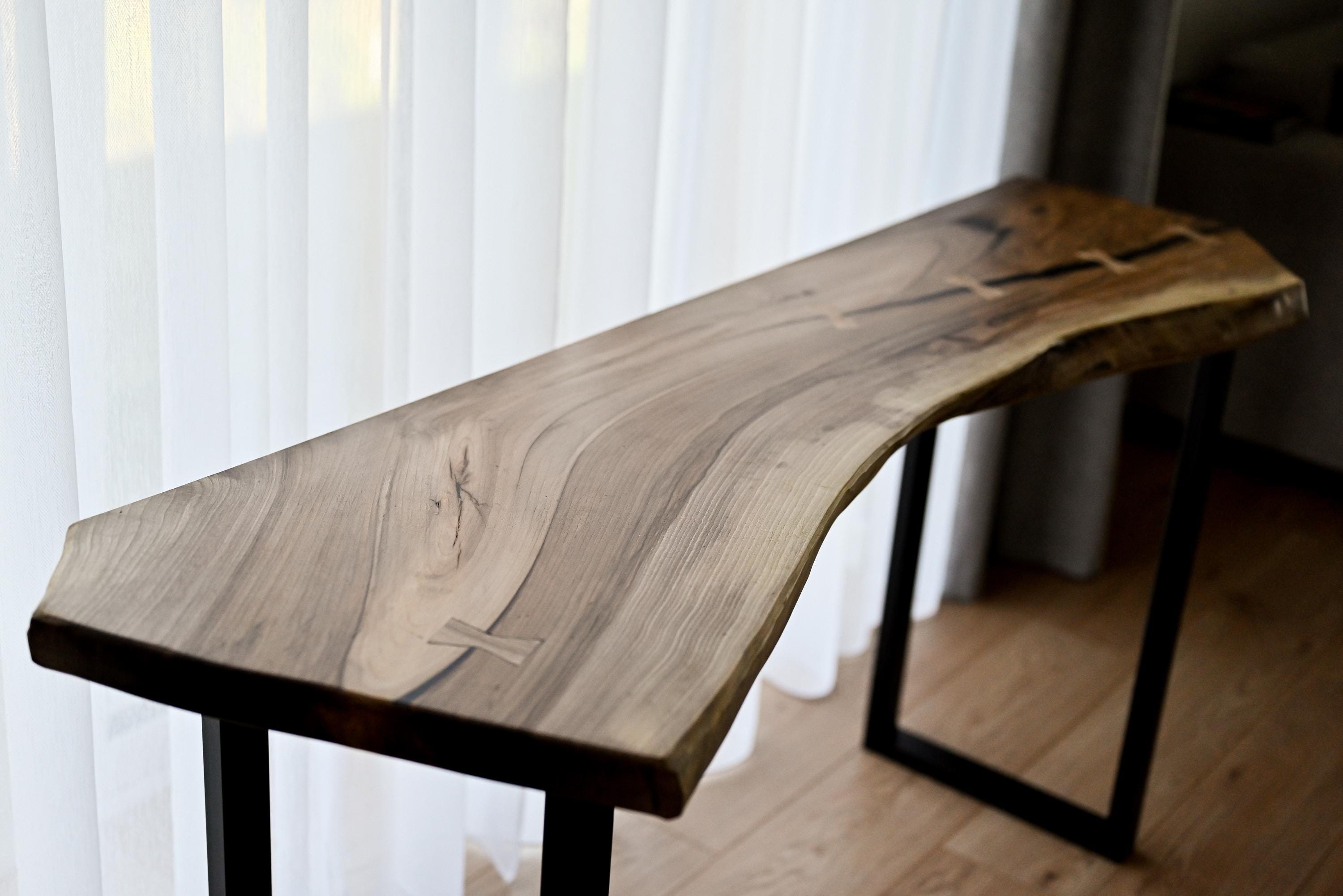 ライブエッジウォールナットコンピューターデスク：素朴な農家スタイル