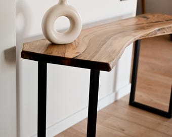 Mesa de computador Live Edge Walnut: estilo rústico de fazenda, resina epóxi
