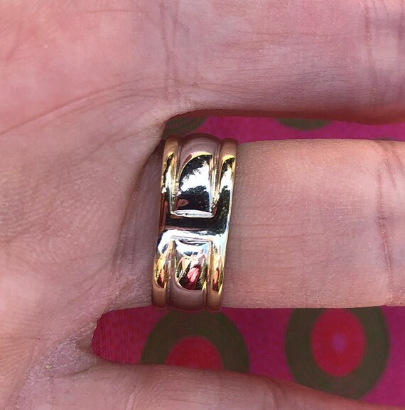 9ct Yellow and White Gold 3 Row Band - image 8